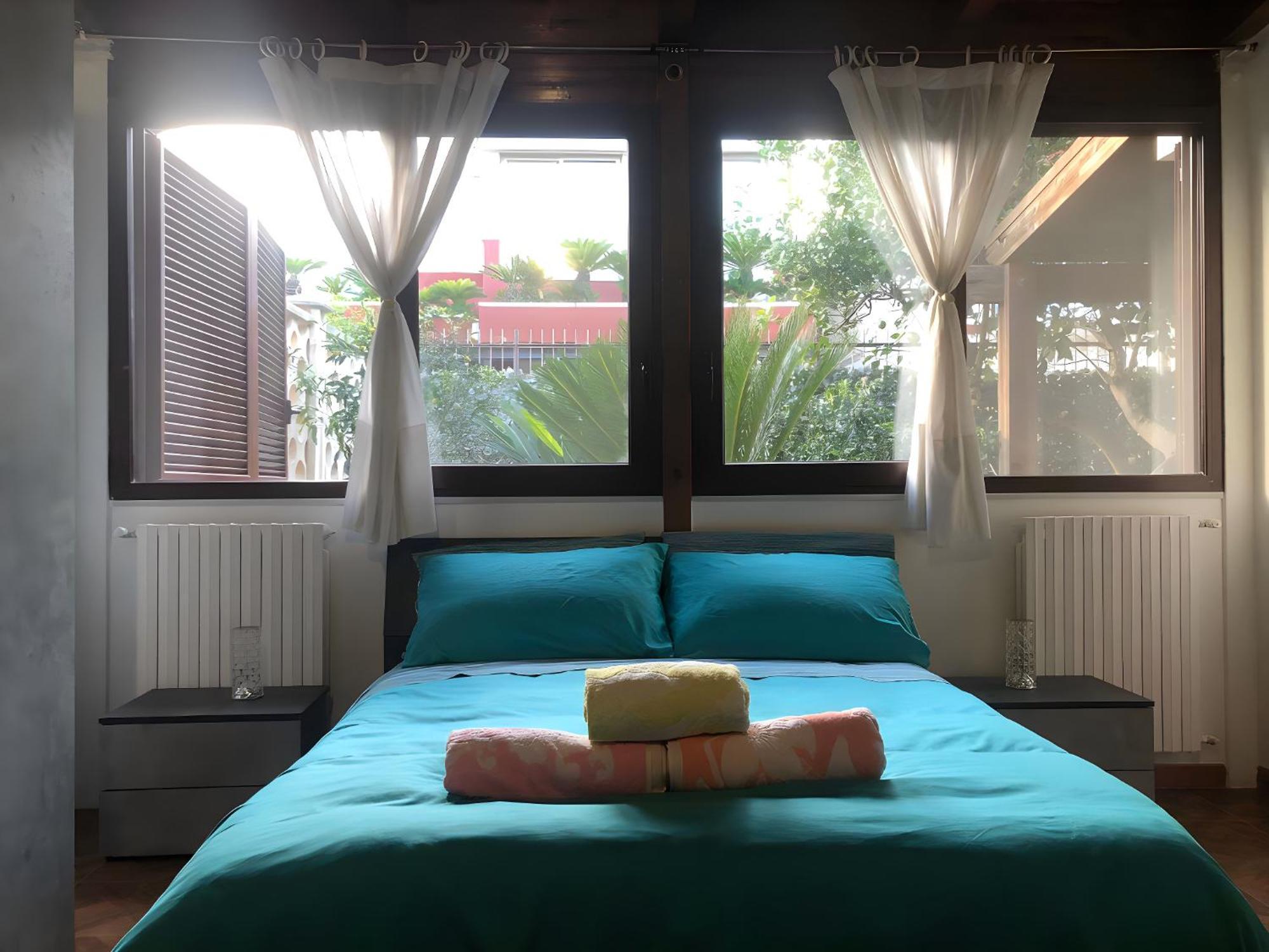 Sea Breeze Villa - Luna Apartment Bari Extérieur photo