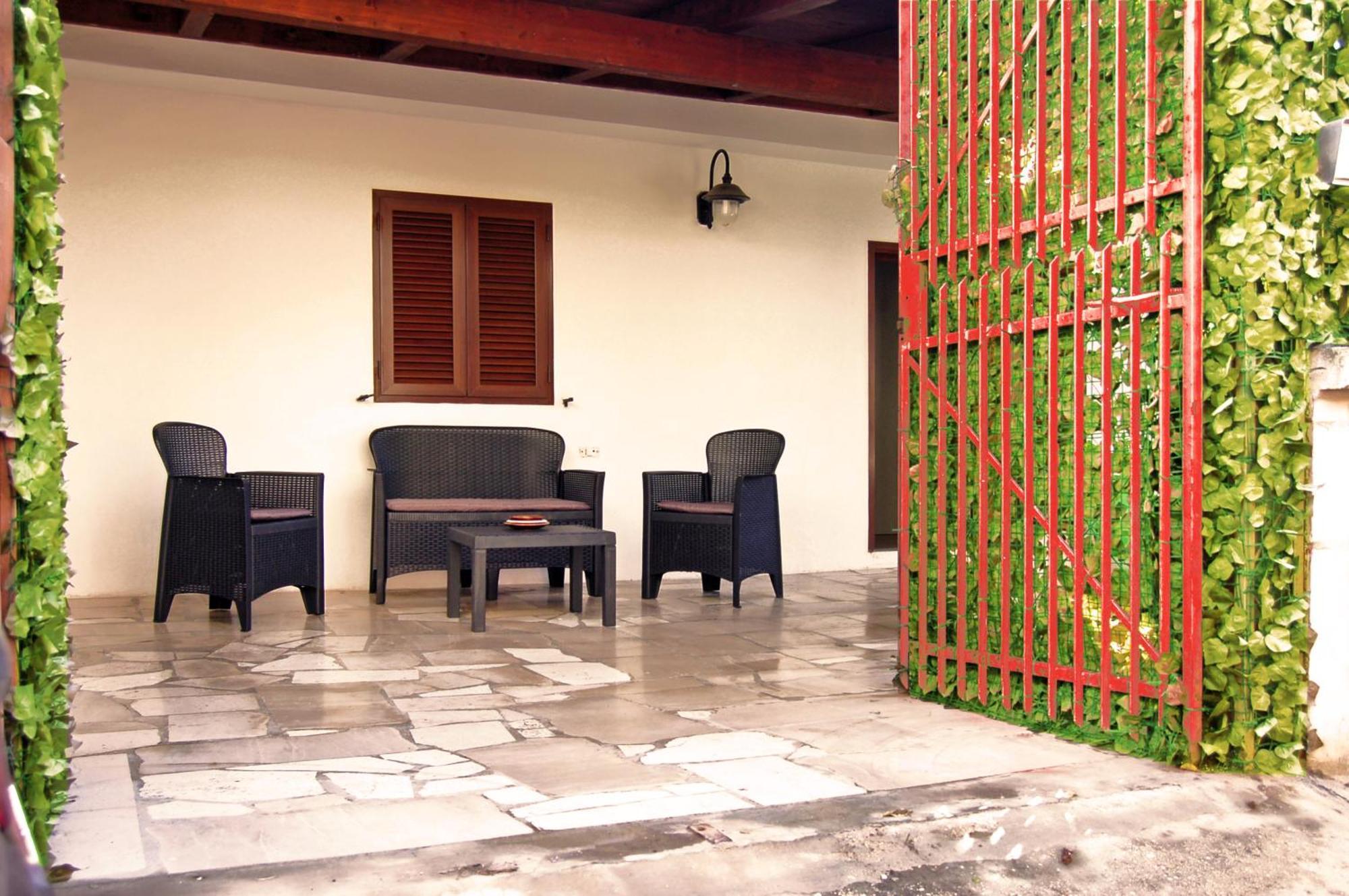 Sea Breeze Villa - Luna Apartment Bari Extérieur photo